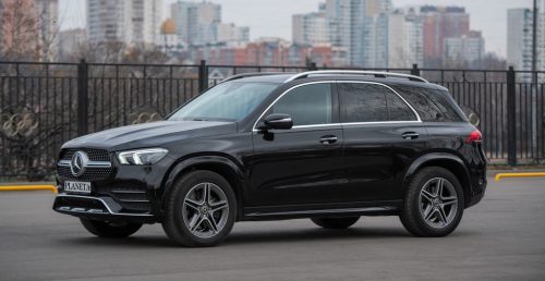 аренда Mercedes-Benz GLE 300d AMG